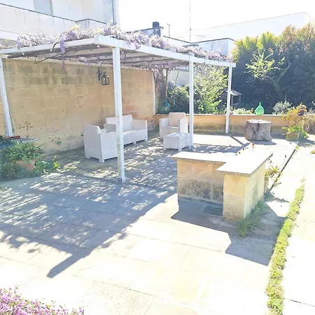 בית נופש Masseria Li Camerini Vanze